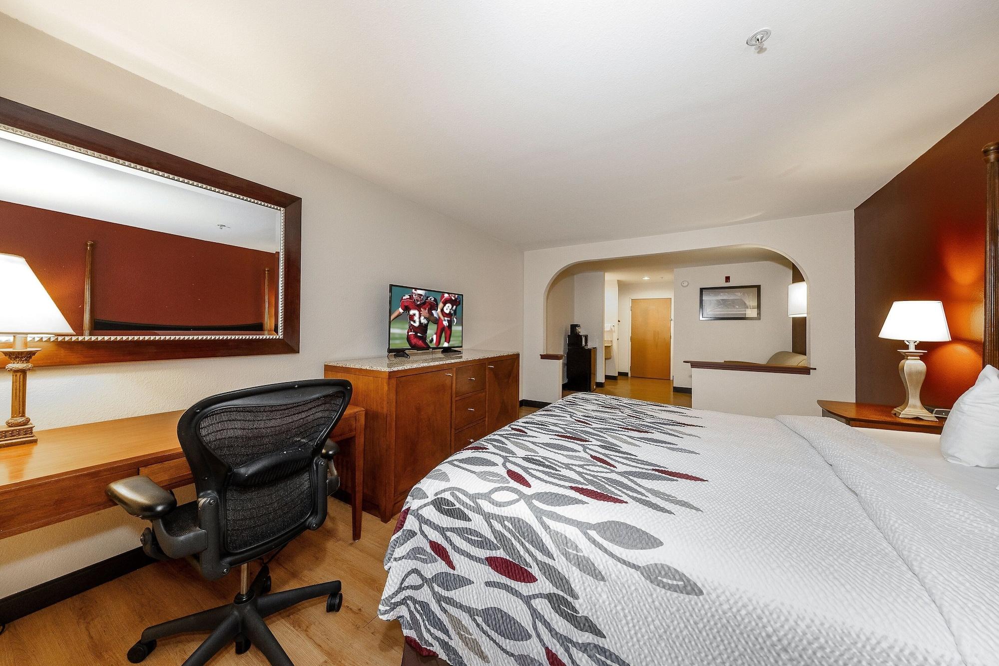 Red Roof Inn & Suites Biloxi - Ocean Springs מראה חיצוני תמונה