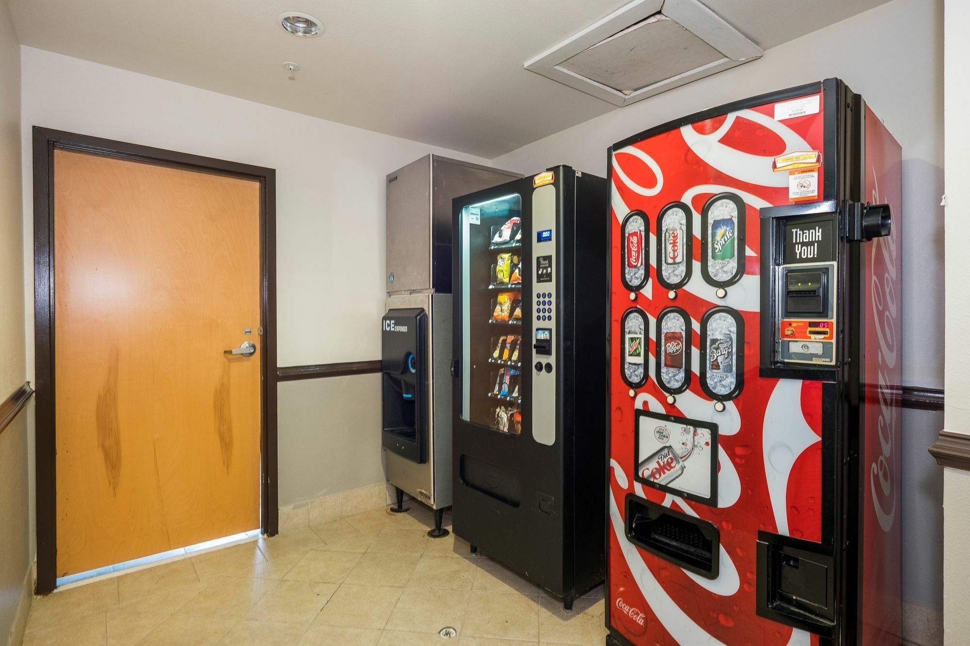 Red Roof Inn & Suites Biloxi - Ocean Springs מראה חיצוני תמונה