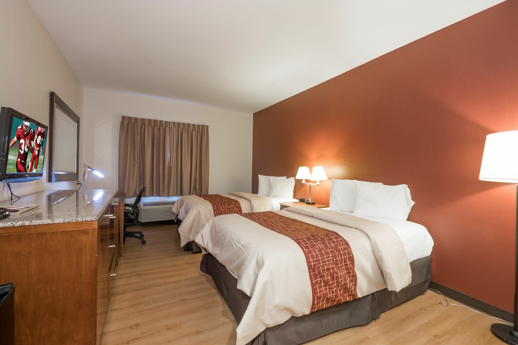 Red Roof Inn & Suites Biloxi - Ocean Springs מראה חיצוני תמונה